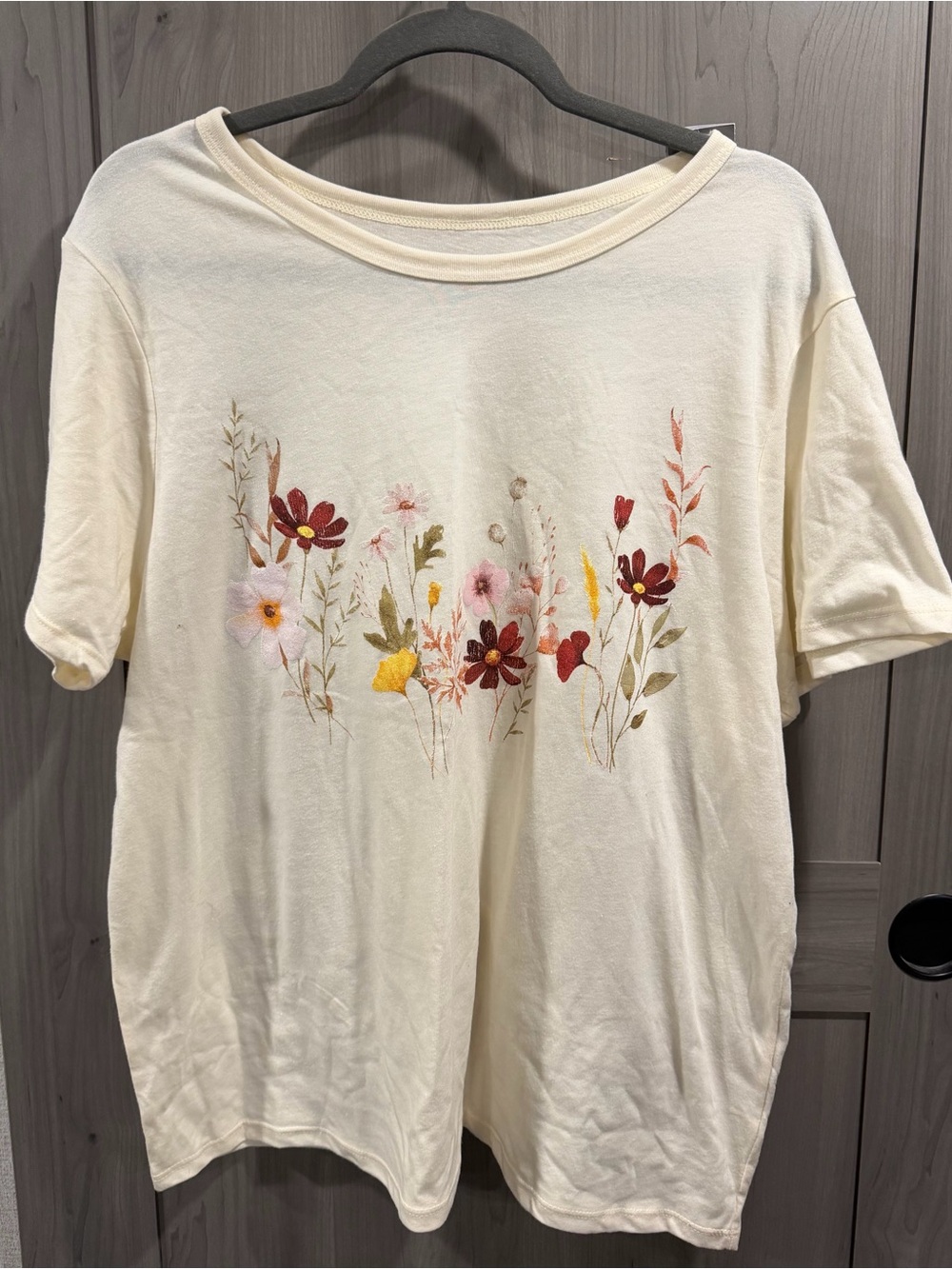 Zoe + Liv Cream Tee with Multicolor Floral Design